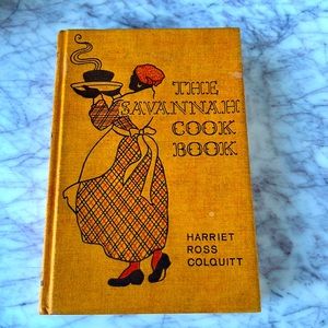 1933 The Savannah Cook Book by Harriet Ross Colquitt- hardcover recipe book